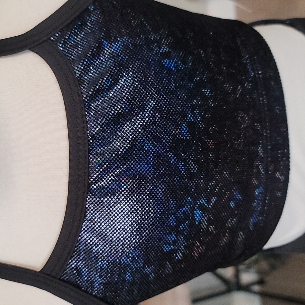 Shimmy Shimmy Inc Crop Top & Short Set - Picture 5 of 7